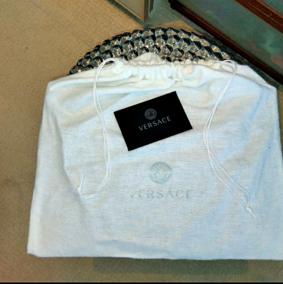 COPY - Versace authentic leather clutch with wristlet strap and silver hardware. - Picture 5 of 12